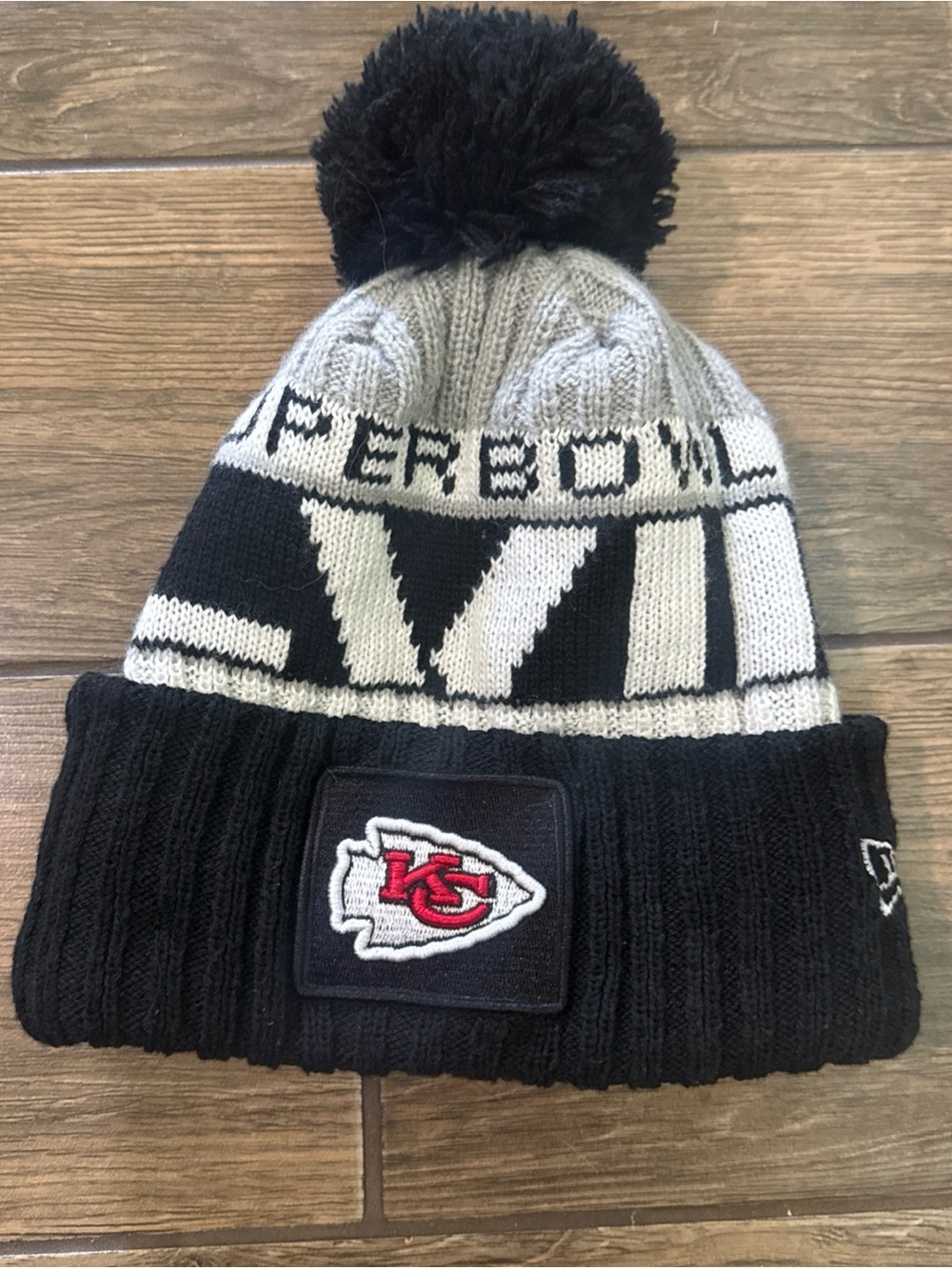 NEW ERA KANSAS CITY CHIEFS BLACK 2022 SUPER BOWL LVII PARTICIPANT MENS KNIT HAT